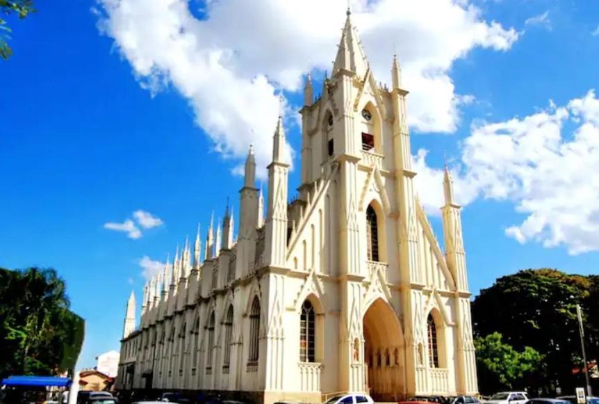 AP 3Q Suíte Wi-Fi Garag prox Shopping Taubaté Exterior foto